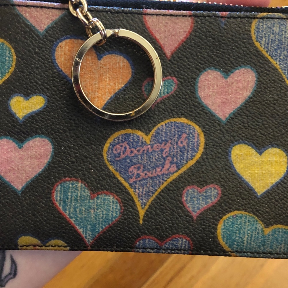 SALE ☘️🍍🦄 Dooney & Bourke coin wristlet - Picture 7 of 8